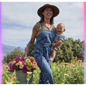 Duluth Trading Co Heirloom Gardening Bib Overalls Denim Blue Tie Waist Womens 4